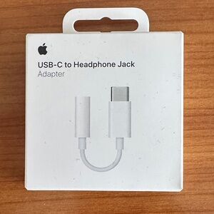 Apple USB-C to Headphone Jack Adapter - White